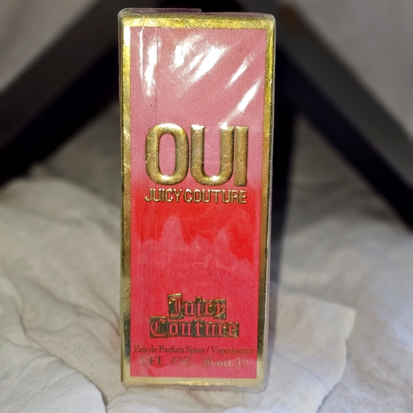 Elevate Your Style with Posh Picks' Expert Selections - Picture 4 of 10